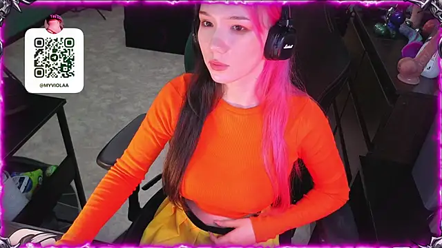Maya_Viola webcam