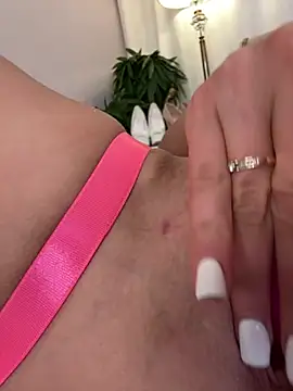LillyNatty18 🤯 online naked chat