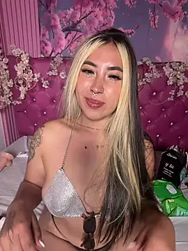 ManuelaVeeleez webcam