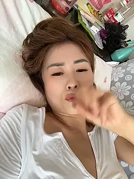 okgirl_23 webcam