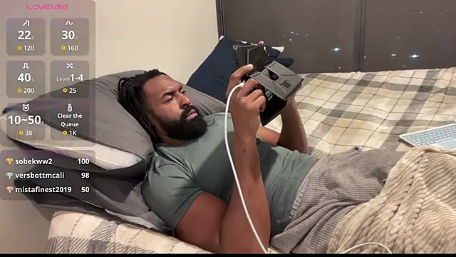blackmuscless webcam