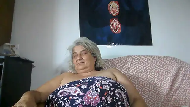 ExquisiteMature live cam