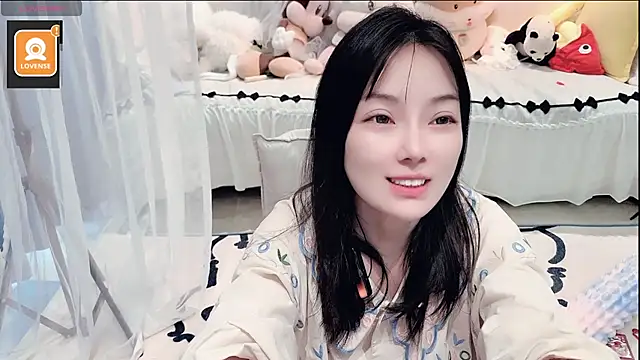 AKiKi711 webcam