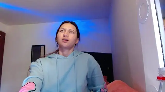 holy_juli webcam