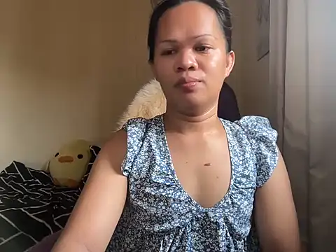 Valentina_Luxe webcam