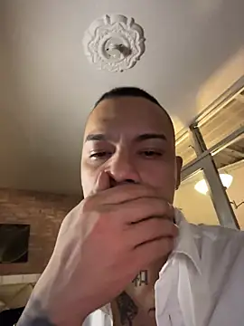 AlphaMasterXxx webcam