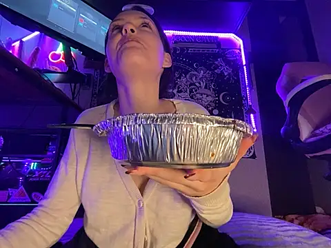 Lilactease webcam