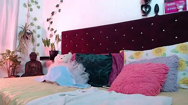 Saraanova1 webcam