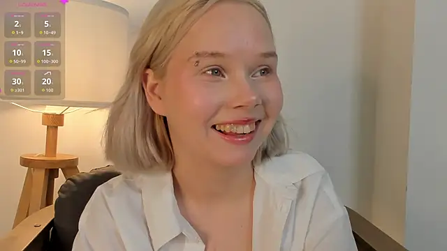 Shy_nikka_4you webcam
