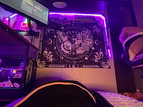 Lilactease webcam
