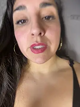 Latinaelisa webcam