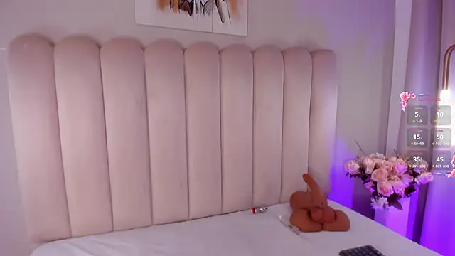 AlyssiaDanger webcam