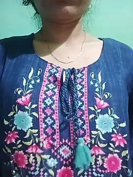 pyaari_tara webcam