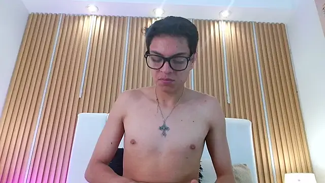 Daniel_Sterling webcam