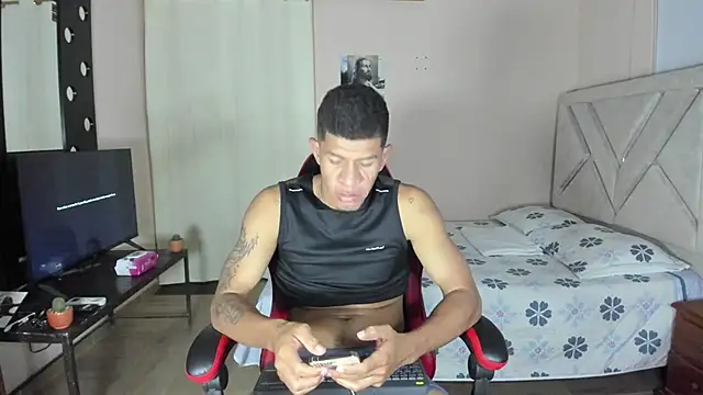 Toptony22 webcam