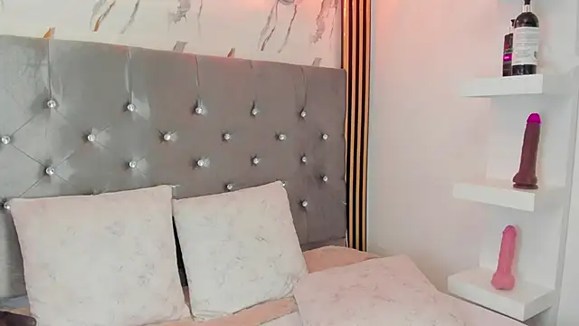 vanessa_saquirt webcam
