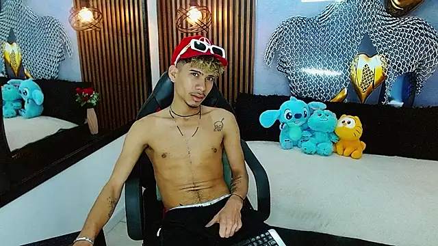 Skinny_cute_Alyer