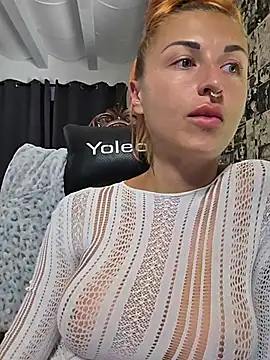 kylie_blck (Ask my age) - Spank Ass+3SurpriseVideo