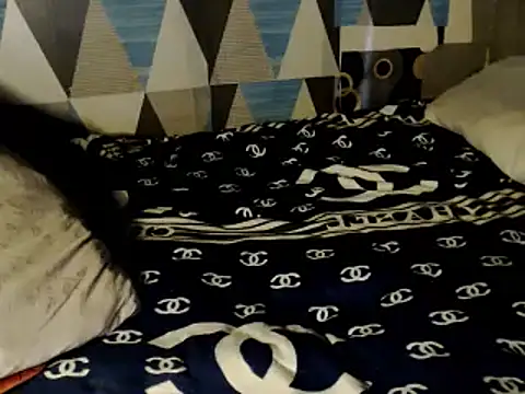 Trish_CurveCock webcam