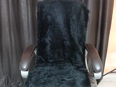 Kudi_Kiyara live sex cam
