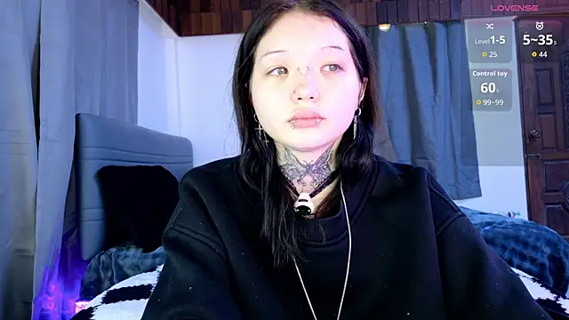 Lein_Bone live cam on StripChat