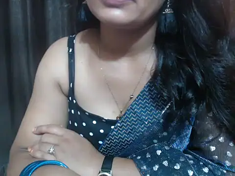 Kudi_Kiyara webcam