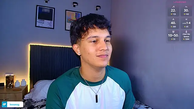Leo_Savage_ webcam