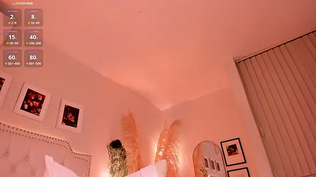 NikaVelvet1 webcam