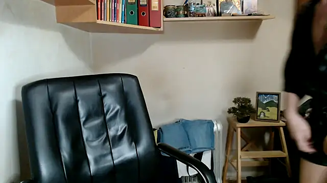 katemodel webcam