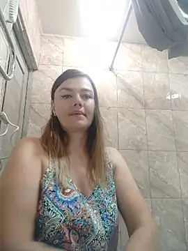 KrissSexi live cam on StripChat