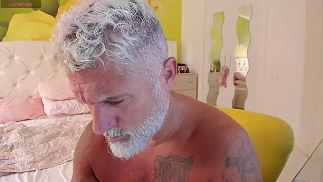 BlowMyXXL webcam