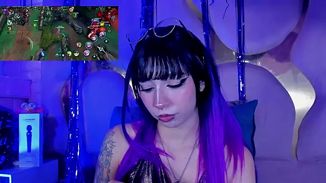 Niina_sssy live cam on StripChat
