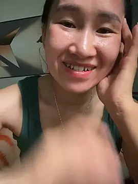 siorin_24 live cam on StripChat