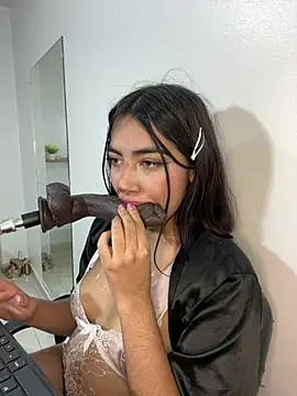 cherry_skinnyy_ webcam