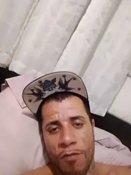 lukasbh live sex cam