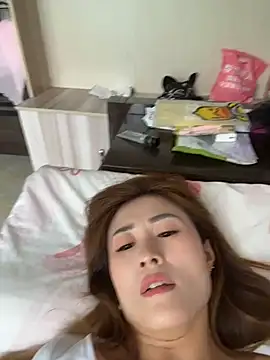 okgirl_23 live cam on StripChat