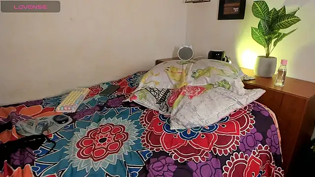 adriannyp_1 webcam