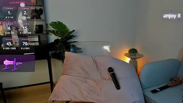 Mia__Milan webcam