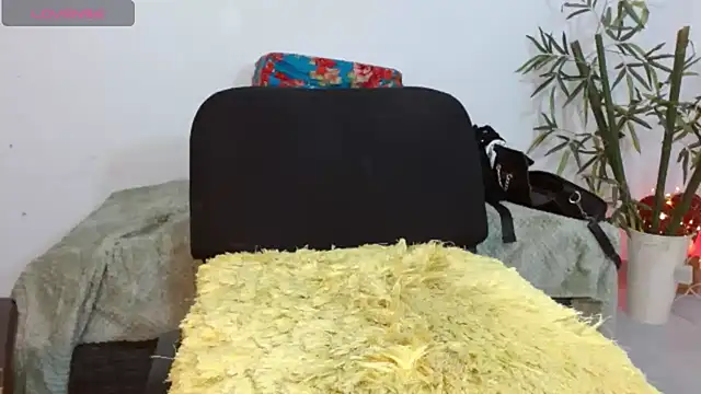 KamilaParrisx webcam