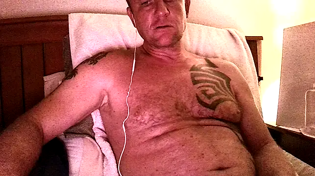 Yournaughty webcam