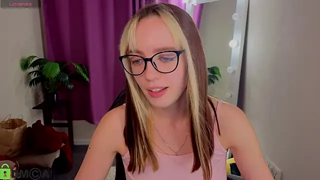 R0cket_bunny webcam