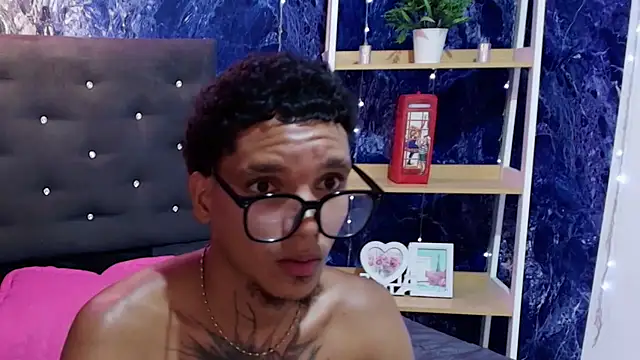 kai_storm77 webcam