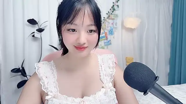 Winnie666999 webcam