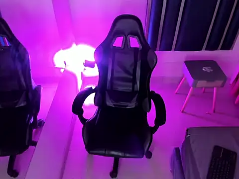 Damiam_23 webcam