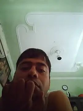 Desiboi4u webcam