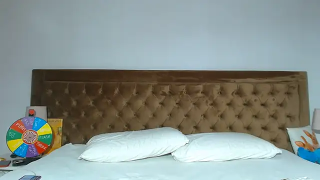 Aylinhoney08 webcam