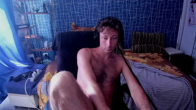 CuteBoy228 webcam