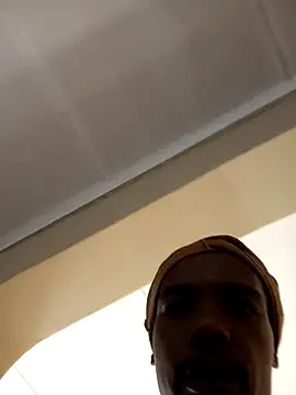 KinkyJXxX webcam