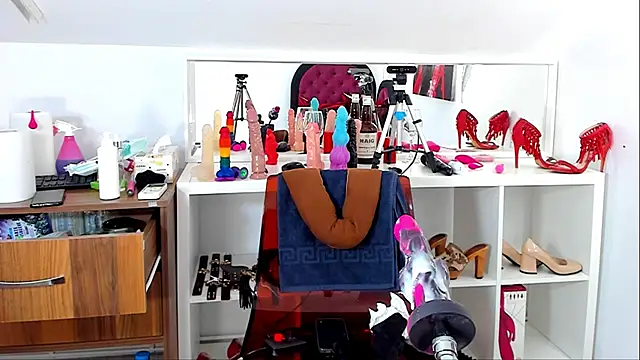 KarlaHartley webcam