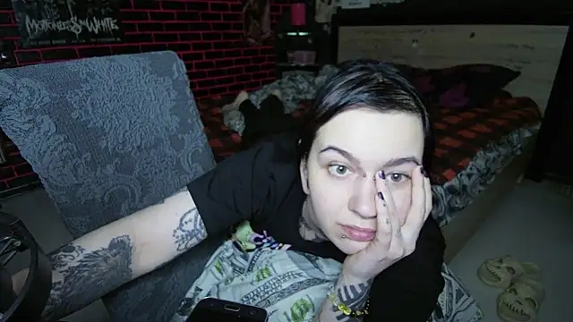 MessalinaOfficial webcam